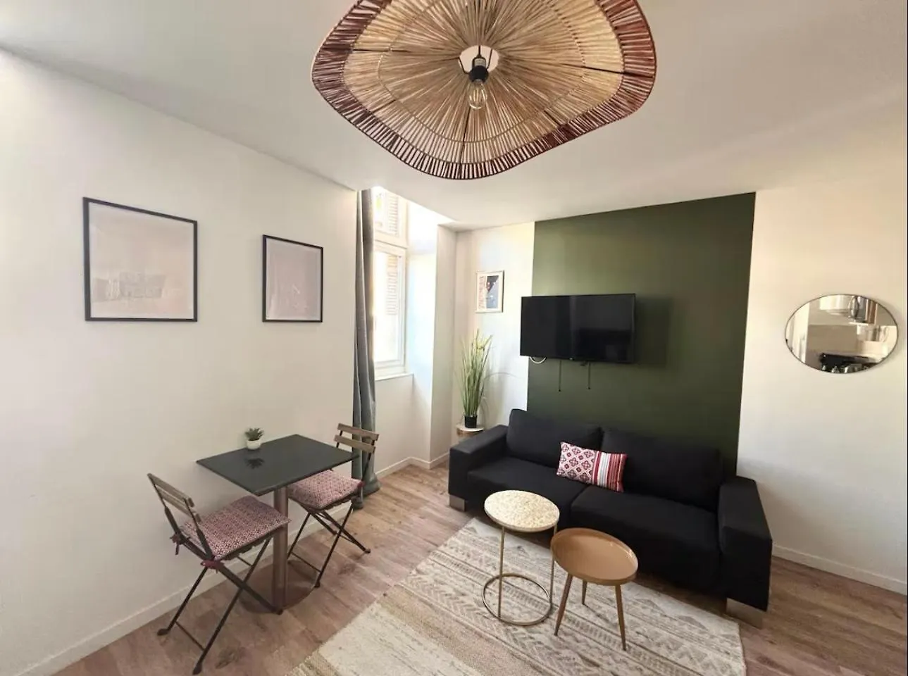 Ficus Roanne Centre-Ville - Clim & Parking Διαμέρισμα