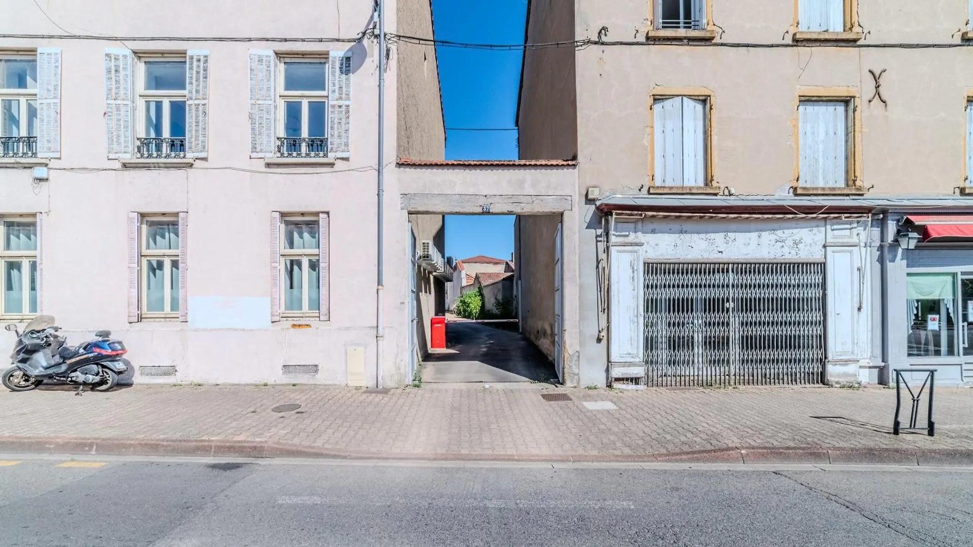Ficus Roanne Centre-Ville - Clim & Parking